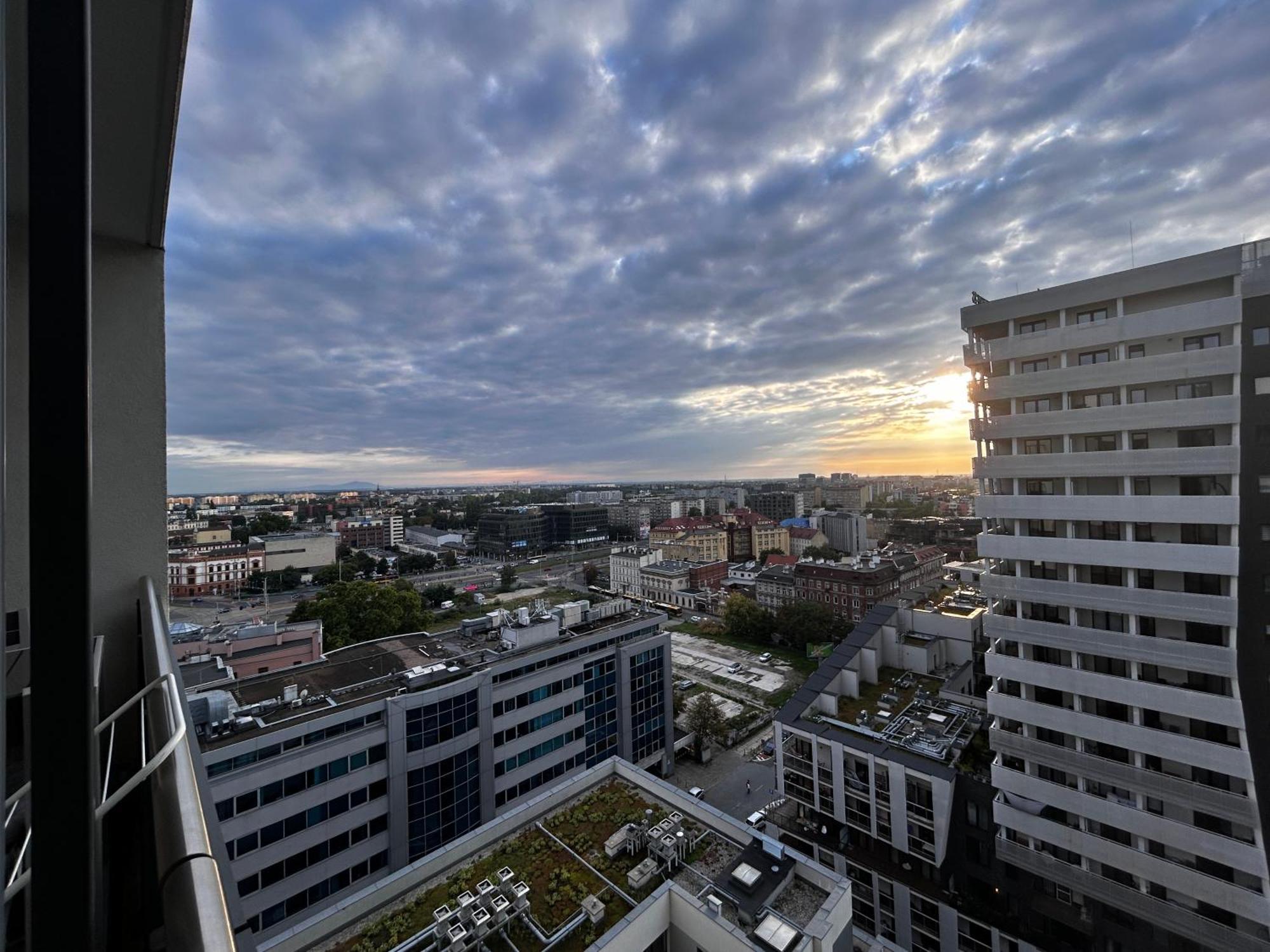 Apartament Podwale Odra Tower Rynek 15 Floor Вроцлав Екстериор снимка